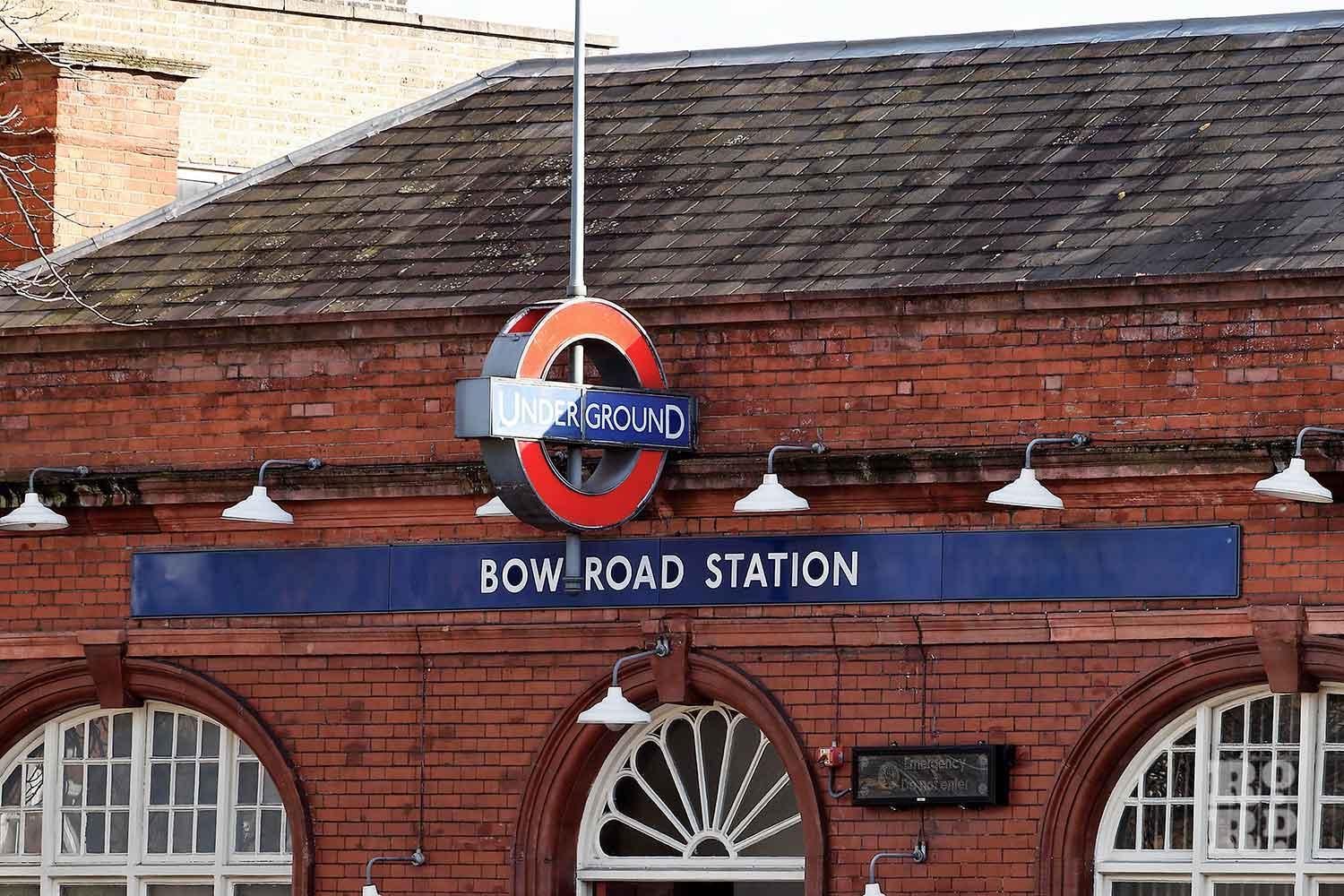 Modern Luxury Apartment By Bow Road Station ロンドン エクステリア 写真
